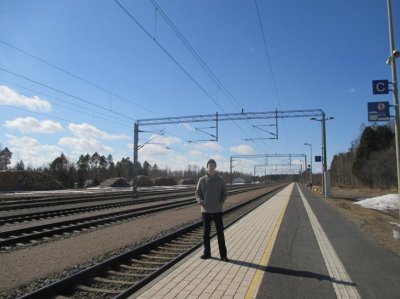 Käytii hylätyllä juna-asemalla, kylymä oli, mut kivaa! Aavemainen tunnelma kyl. :P
